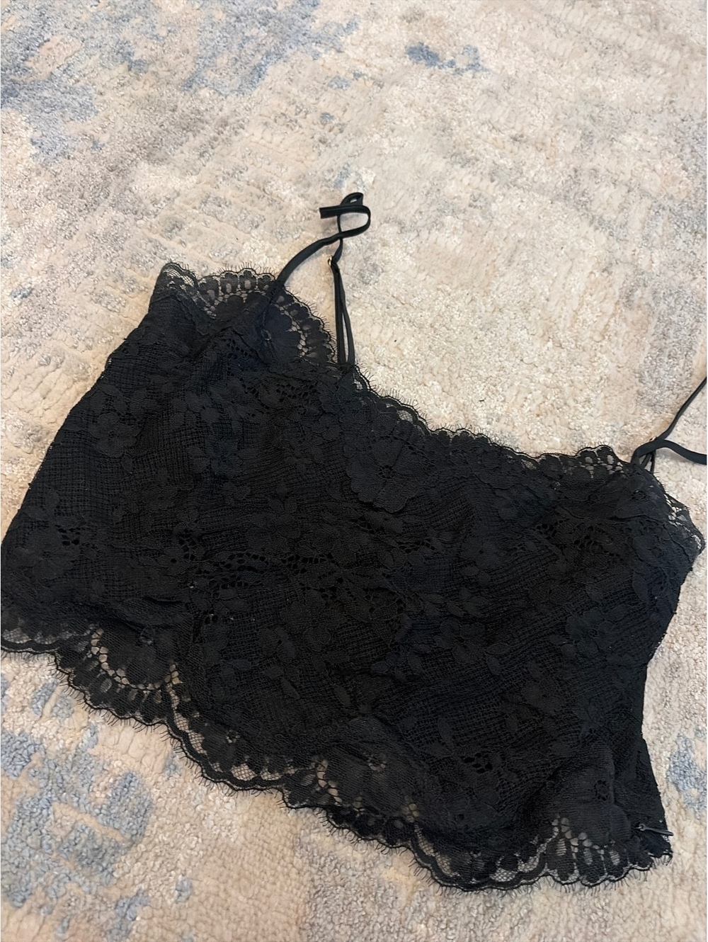 Victoria's Secret Black Lace Camisole Top NWT [COPY]